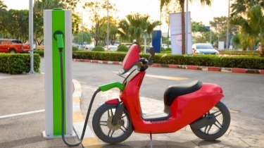 Investasi USD 120 Juta, Sunra Bangun Pabrik Motor Listrik di Kendal