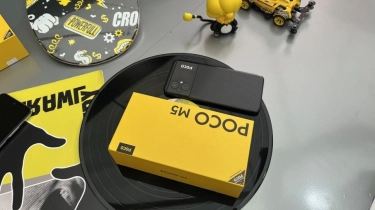 15 HP POCO yang Kebagian HyperOS di Mei 2024, Langsung Download!