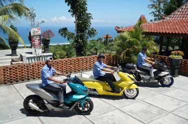 Inspirasi Tiga Modifikasi Honda PCX 160, Ada yang Bergaya Hot Rod, Street dan Techno Vibe