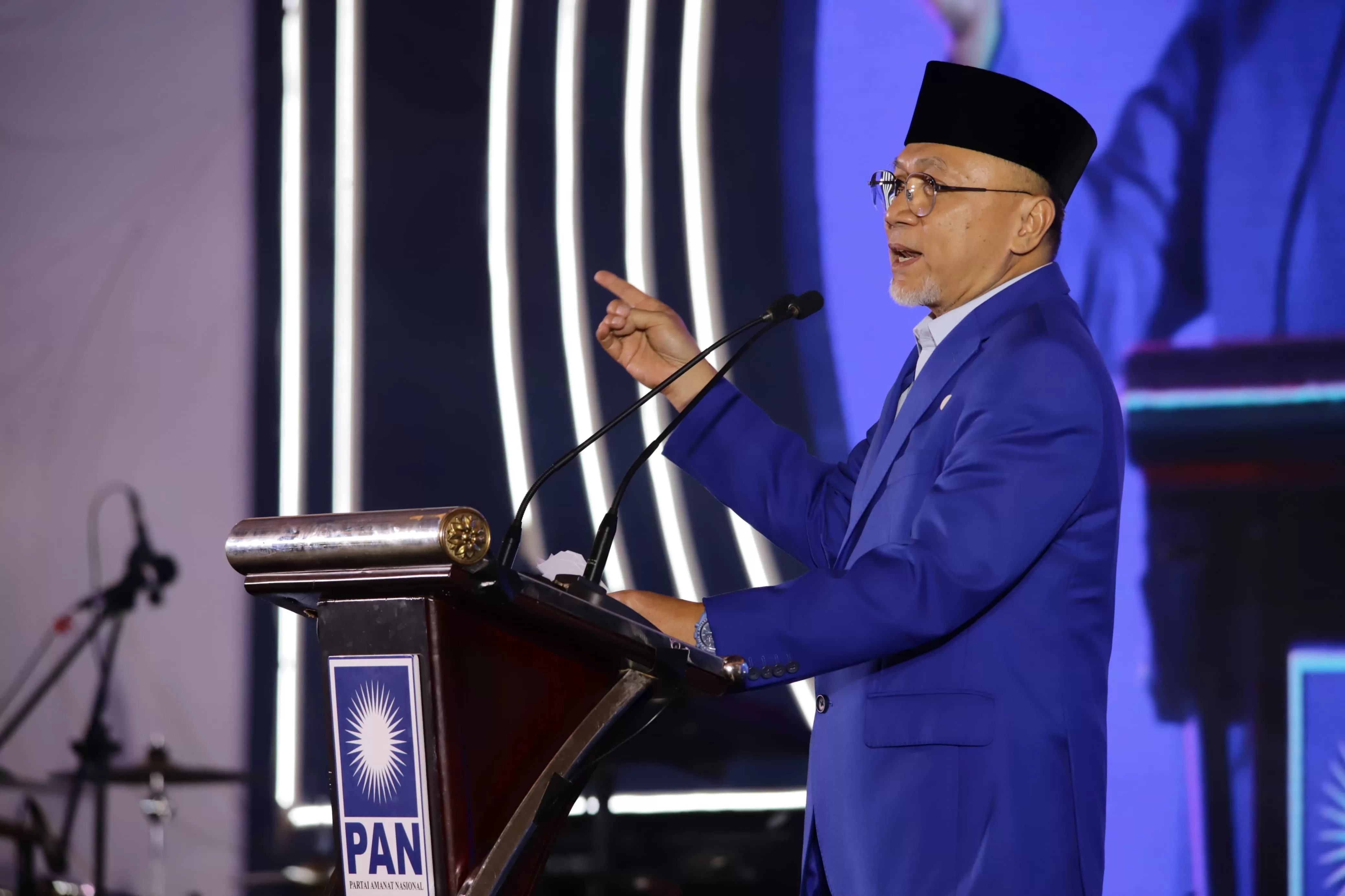 Bantah Menang Karena Bansos, Zulhas: Prabowo Dicintai karena Ingin Melayani Rakyat