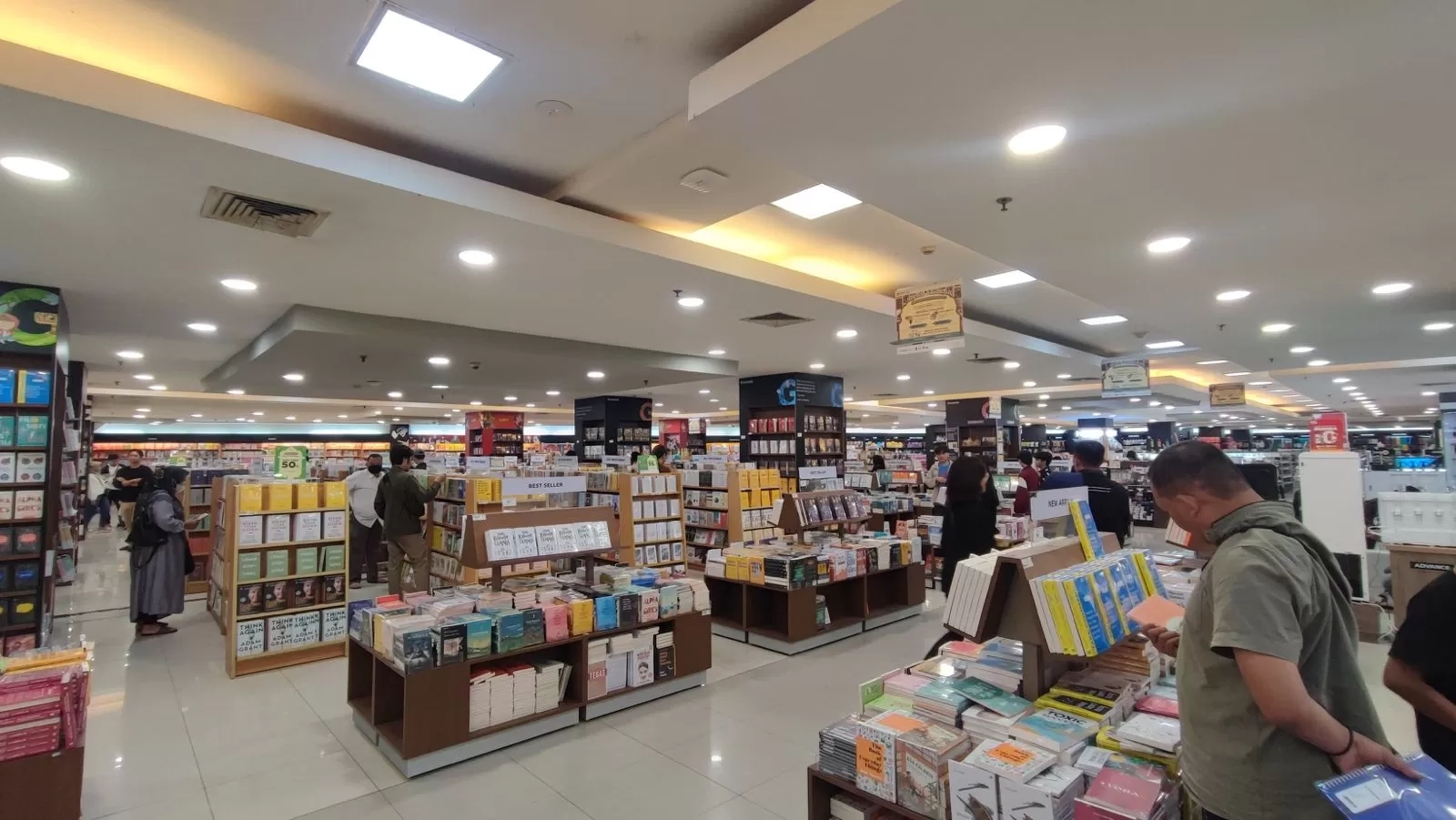 Ruang Komersial Butuh Access Point untuk Perlancar Akses Internet Nirkabel