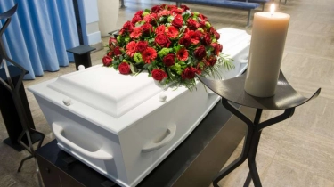 Publik Dibuat Geram, Bea Cukai Pungut Pajak 30 Persen Peti Mati Jenazah dari Malaysia