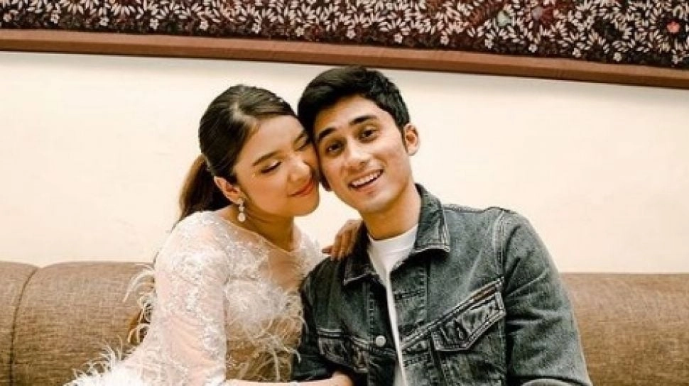 Pakai Outfit Mirip di Pernikahan Mahalini, Tiara Andini Masih Pacaran dengan Alshad Ahmad?