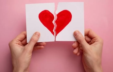 7 Zodiak yang Paling Sering Bikin Orang Patah Hati, Ada Taurus yang Menusuk dari Belakang