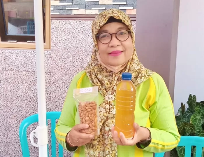 Nanik Yuliati, Pensiunan Guru Senang Bersama Mekaar Usahanya Berkembang