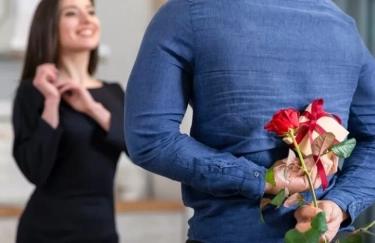 Dipastikan Langgeng Bersamanya! 6 Zodiak Ini Unggul dalam Membangun Hubungan Romantis