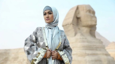Sebelum Ivan Gunawan, Mendiang Julia Perez Rela Jual Mobil untuk Bangun Masjid di Papua