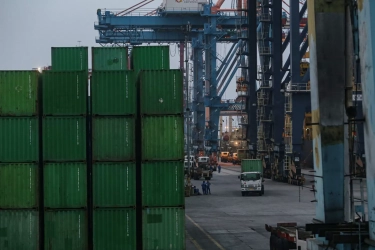 Neraca Perdagangan RI Surplus 48 Bulan Berturut-turut, Tembus USD 3,56 Miliar Per April 2024