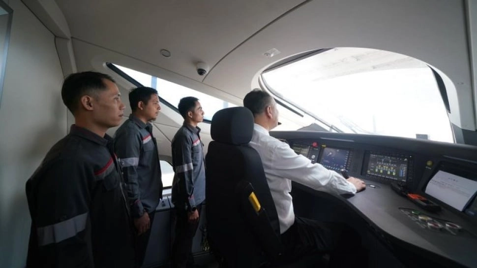 72 Calon Masinis Asal Indonesia Disiapkan, Ikuti Transfer Knowledge Kereta Cepat Whoosh