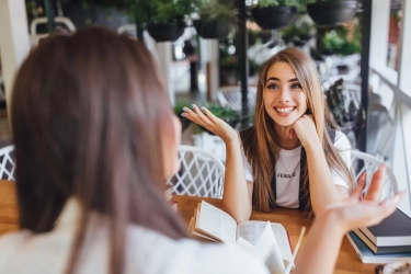 Ada Cancer hingga Libra, 6 Zodiak Ini Dikenal Sebagai Pendengar yang Baik dan Cocok Jadi Teman Curhat