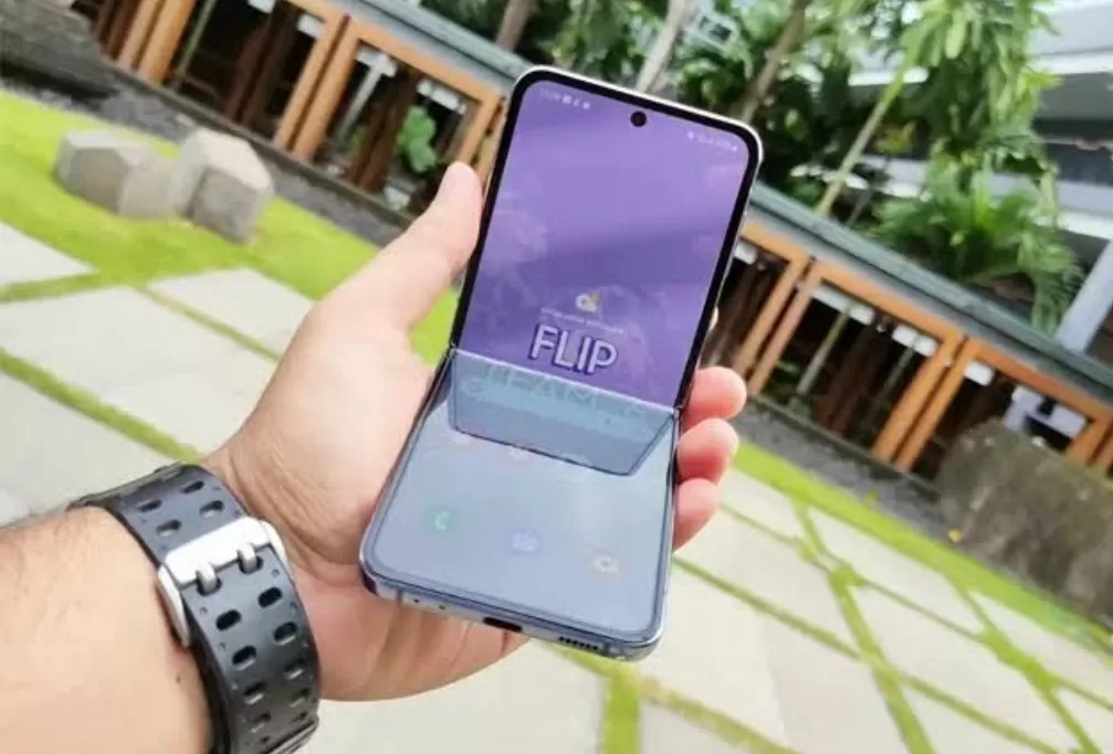 Love and Hate Relationship Samsung-Apple, Diam-diam Kolaborasi Garap iPhone Lipat