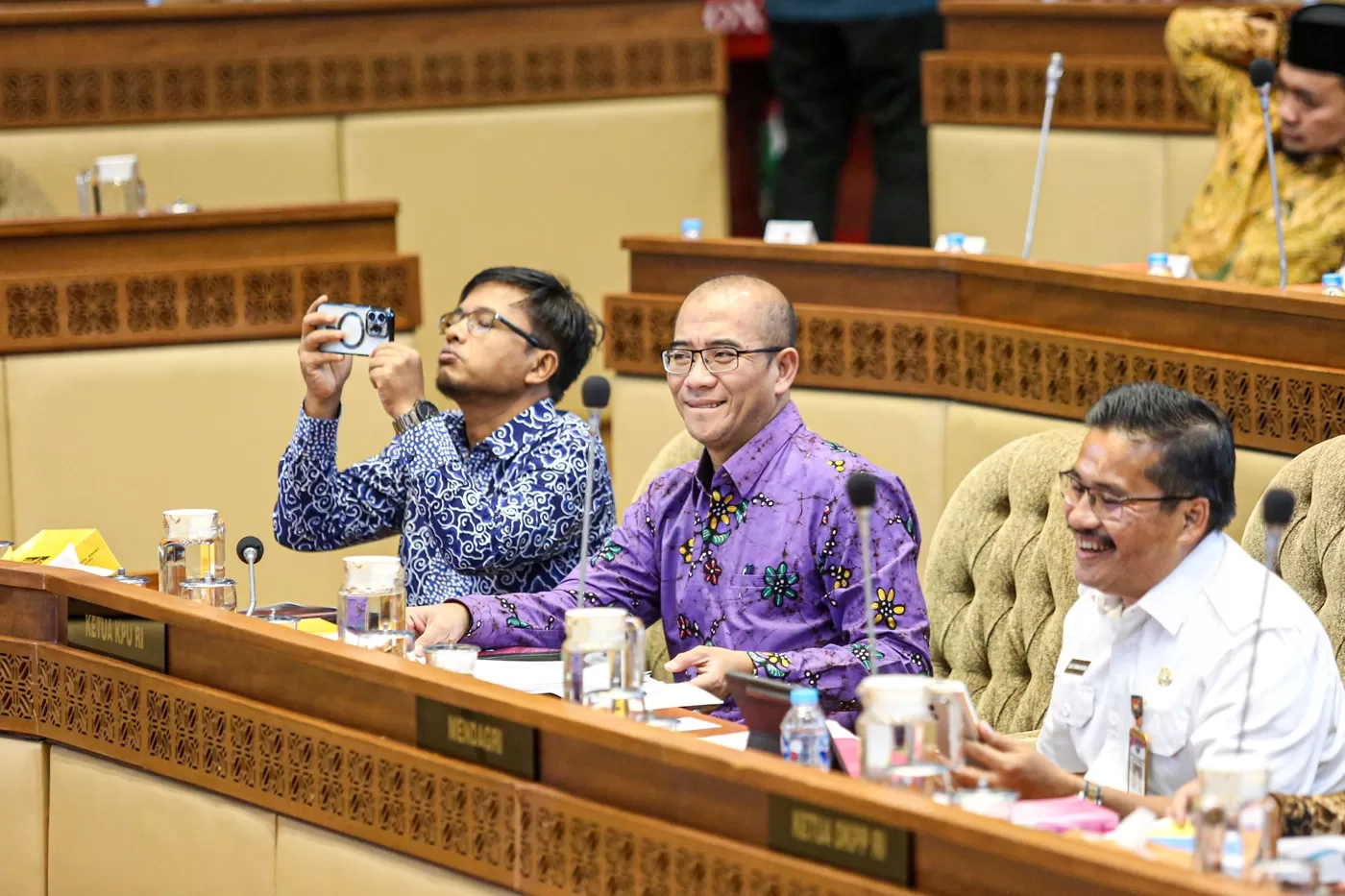 Pengunduran Diri Caleg Terpilih Dilakukan Lima Hari setelah Ditetapkan sebagai Calon Kepala Daerah
