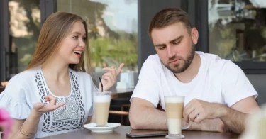 Perhatikan Ladies! Jika Seorang Pria Tak Lagi Tertarik pada Sebuah Hubungan, Dia akan Menunjukkan 10 Perilaku Berikut