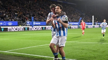 Sebelum Ditolak Como, Thom Haye Sudah Lebih Dulu Bawa Tim Italia ke Serie A