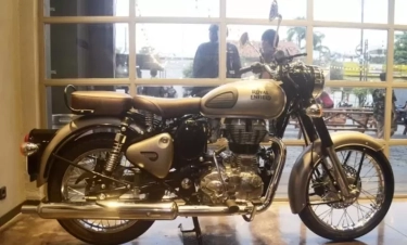Kemenkeu Kantongi Rp 2,16 Miliar dari Hasil Lelang 30 Motor Royal Enfield