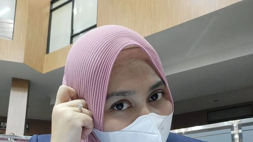 Mengenal Sosok Sarni Istri Ivan Fadilla Yang Disayangi Verrell Bramasta: Politisi Gerindra dari Bogor Barat