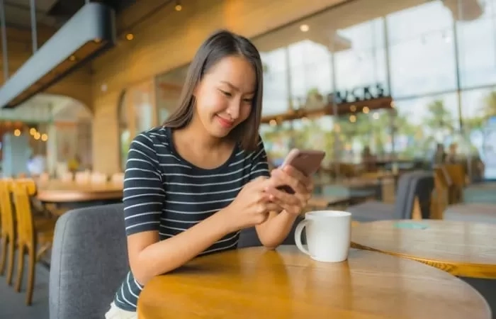 6 Kebiasaan Menumbuhkan Hubungan Sehat dan Positif dengan Media Sosial, Salah Satunya Membatasi Notifikasi