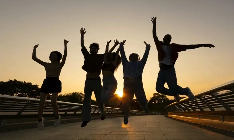 Kenali 4 Tanda Alam Semesta Ingin Anda Move On dan Terus Maju, Salah Satunya Sering Mendapat Firasat