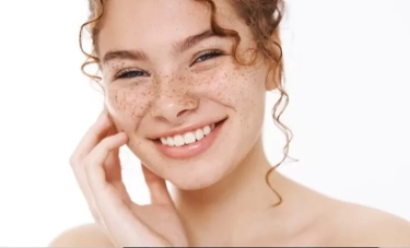 Si Percaya Diri! Ini 4 Alasan Perempuan Berani Tampil Tanpa Make Up, Tetap Happy Meski Wajah Tak Tertutupi Bedak