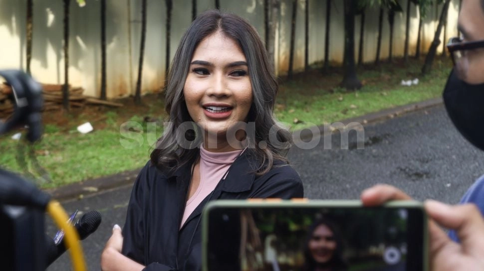 Latar Belakang Keluarga Soraya Rasyid, Banting Tulang Hidupi Ibu dan Dua Adiknya