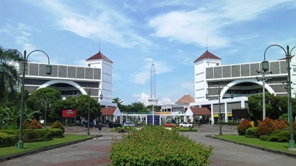 Perbandingan Biaya Kuliah di Universitas Negeri dengan Kampus Muhammadiyah