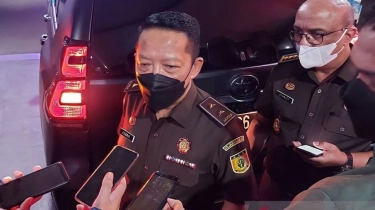 Tak Kunjung Ditahan, Kejagung Sebut Tersangka Korupsi Timah Hendry Lie Sakit