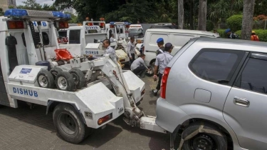 Dianggap Meresahkan, Pemprov DKI Tertibkan dan Siapkan Program Binaan Bagi Tukang Parkir Liar
