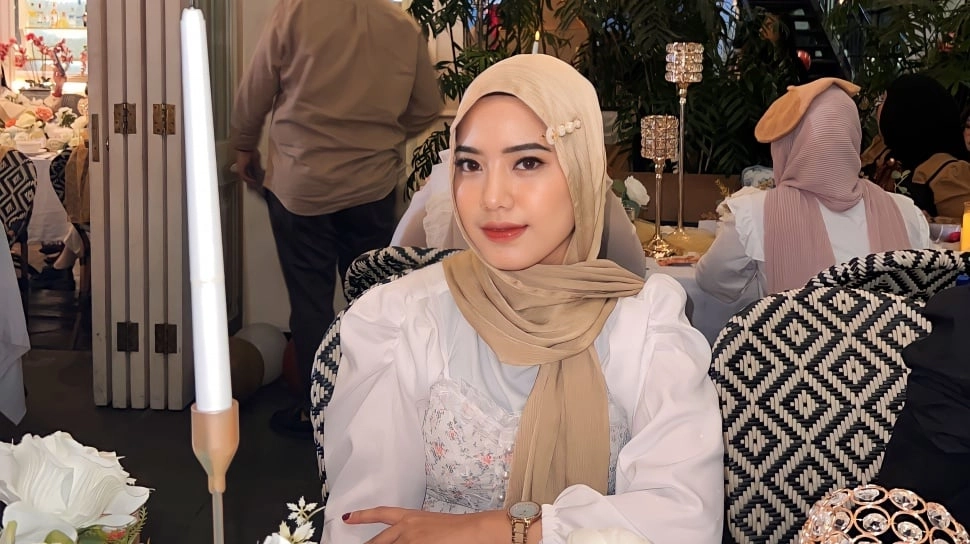 Kisah Dila Banting Setir Dari Mantan Kasir Jadi Konten Kreator: Tumpuan Keluarga Hingga Biayai Kuliah Sendiri