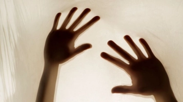 Heboh Wanita Melakukan Pelecehan Seksual ke Bocah Ingusan: Si Adek Manggilnya Mama