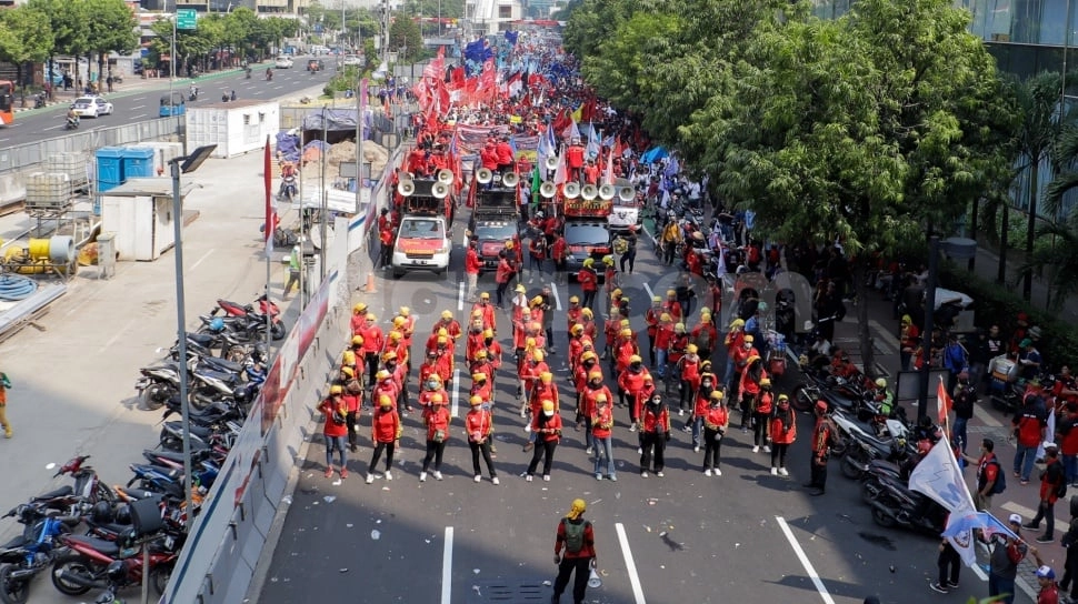 Hari Ini Ribuan Buruh Geruduk Istana, Tolak Tapera