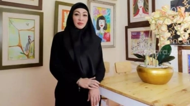 Kisah Angelina Sondakh Dalam Penjara: Ketua Geng, Hobi Nyapu, Belajar Ngaji