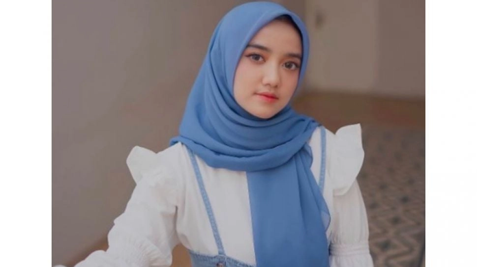 Koleksi Tas Branded Puluhan Juta Wirda Mansur, Kini Dapat Undangan Naik Haji dari Raja Salman