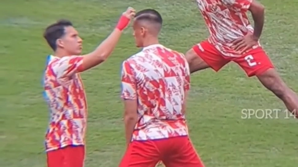 Momen Egy Maulana Vikri Penasaran dengan Rambut Jay Idzes yang Selalu Klimis