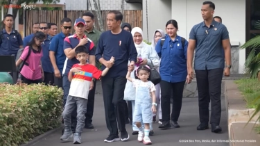 Jokowi Ajak Jan Ethes dan La Lembah Manah ke TMII, Iriana Jokowi Tenteng Tas Chanel Seharga Rp61 Juta?