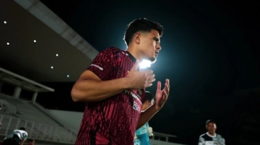 Mualaf Sejak Usia 15 Tahun, Momen Ragnar Oratmangoen Ajak Pemain Timnas Belajar Islam