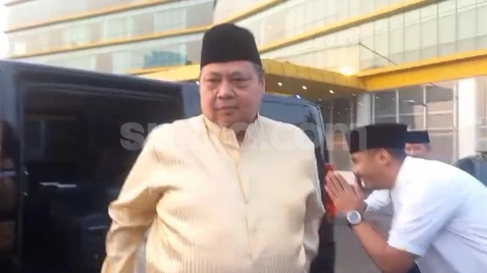 Di DPP Potong 38 Sapi, Ketum Golkar Ajak Kader Berkurban saat Idul Adha 1445 H