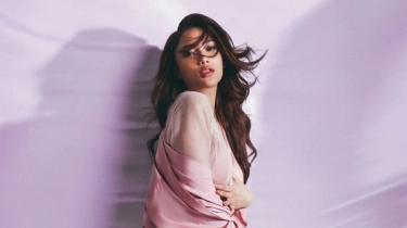 Heran Fuji Dicap Aura Maghrib, Marion Jola Ikut Pasang Badan: Padahal Indah Banget