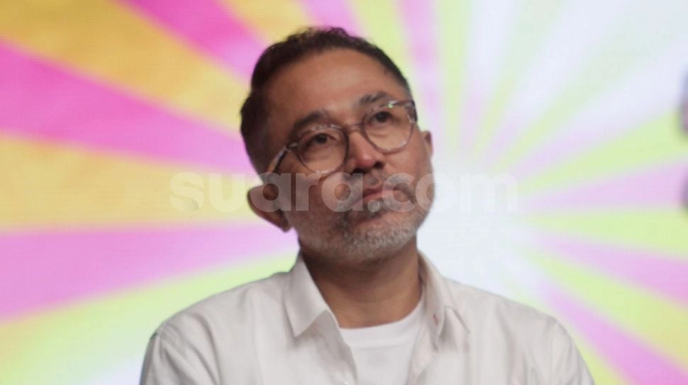 Lukman Sardi Pindah Kristen usai Umrah, Ungkap Pesan Kakek soal Kasih Tuhan
