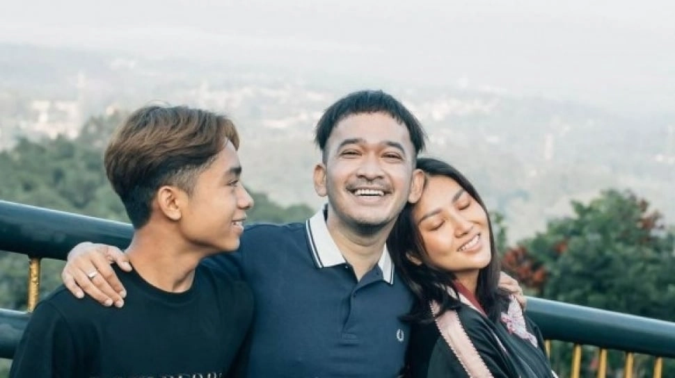 Momen Betrand Peto Minta Maaf ke Sarwendah dan Ruben Onsu, Netizen Terharu: Sesayang Itu Onyo...