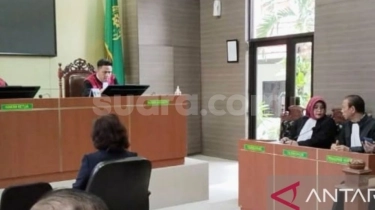 Diceramahi Hakim usai Polisikan Ibunya Imbas Ribut Warisan, Sang Anak di Sidang: Saya Mau Berdamai, Syaratnya...