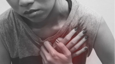 Nyeri Dada Hebat dan Tiba-tiba? Kenali Gejala Diseksi Aorta, Kondisi Serius yang Menyerang Pembuluh Darah!