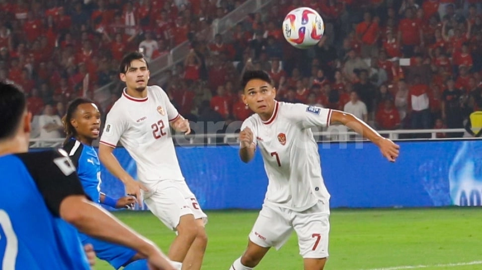 Perbandingan Harga Pasar Marselino Ferdinan dengan Para Gelandang Oxford United