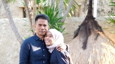 Punya Pedangdut Top, Kedatangan Ayah Lesti Kejora di Acara SD Tuai Pujian: Tetap Sederhana