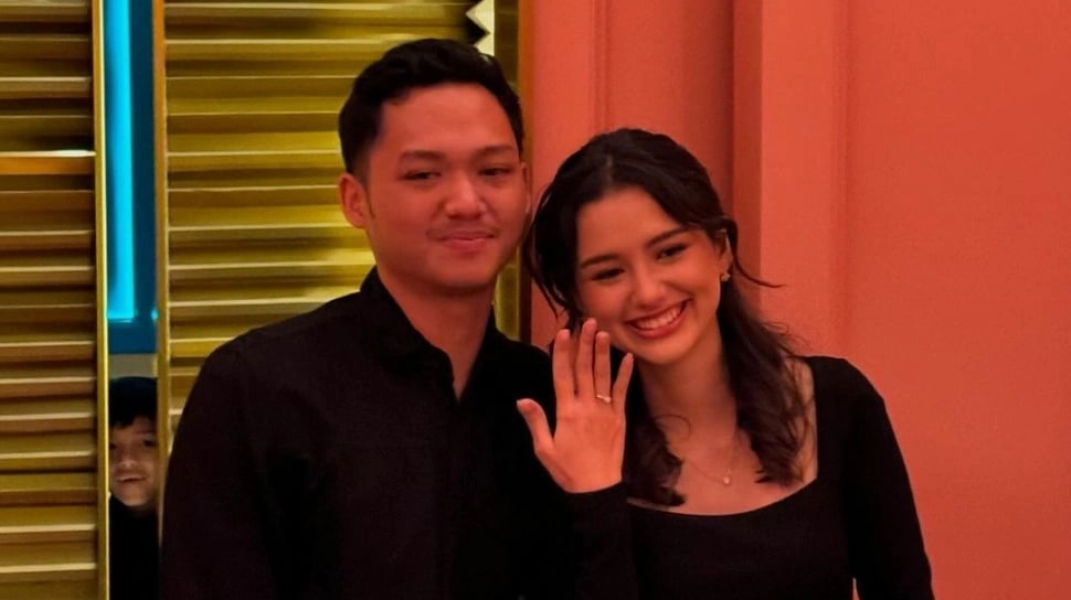 Azriel Full Senyum, Sarah Menzel Diduga Dapat Izin Pindah Agama dari Keluarga: Alasannya...