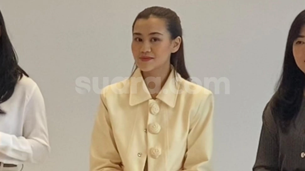 Liburan Bareng ke Belanda, Sikap Lembut Aaliyah Massaid ke Pengasuh Banjir Pujian: Aura Old Money