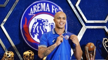 Arema FC Perkenalkan Tiga Pemain Asing Baru, Dua dari Brasil