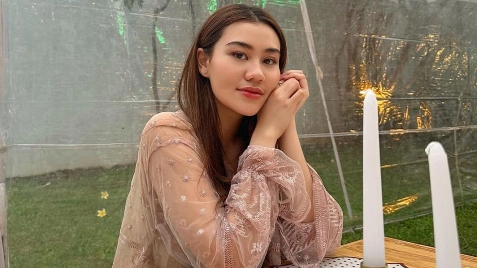 Foto Bareng Alyssa Daguise dan Syifa Hadju, Kecantikan Aaliyah Massaid Curi Perhatian: Gak Kebanting!