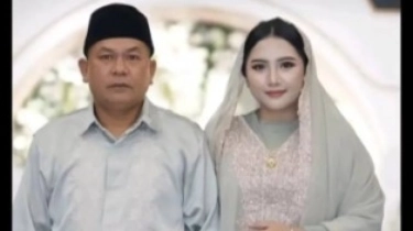 Kecantikan Ibu Kandung Happy Asmara Dibilang Kelewatan, Warganet: Ayu Mamahnya