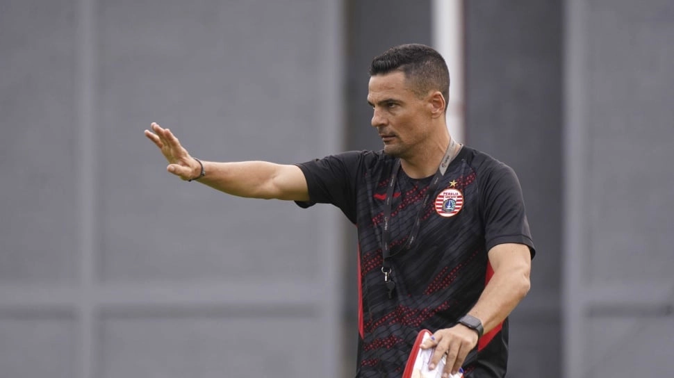 Puji Fanatisme Jakmania, Carlos Pena Minta Dukungan Penuh Selama Menukangi Persija