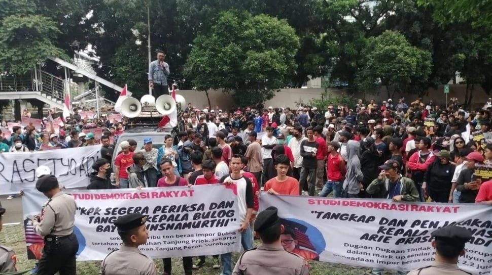 SDR Desak KPK Ciduk Kepala Bapanas dan Dirut Bulog Terkait Skandal Impor Beras Rp 2,7 Triliun